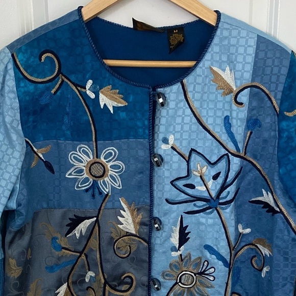 JULIA KIM Vintage 90's Art to Wear Embroidered Floral Detail Jacket NWT Size M - Picture 4 of 9